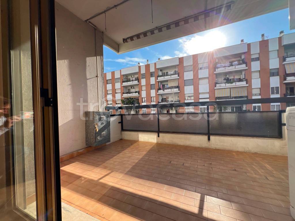 appartamento in vendita a Roma in zona Acilia