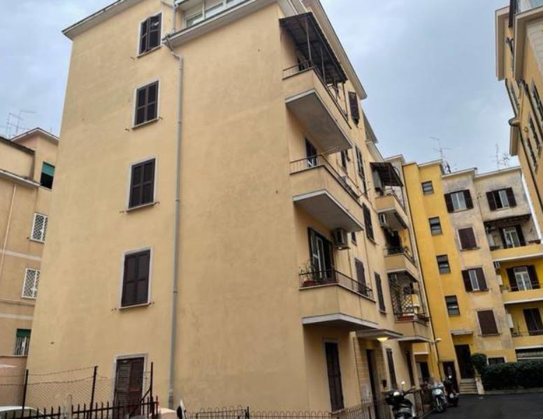 appartamento in vendita a Roma in zona Prenestino-Centocelle