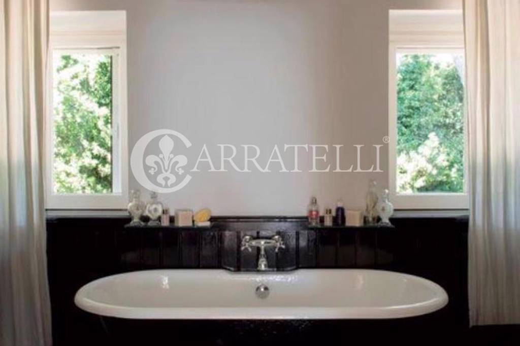 casa indipendente in vendita a Roma in zona Ardeatino