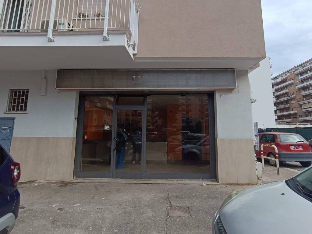 negozio in vendita a Roma