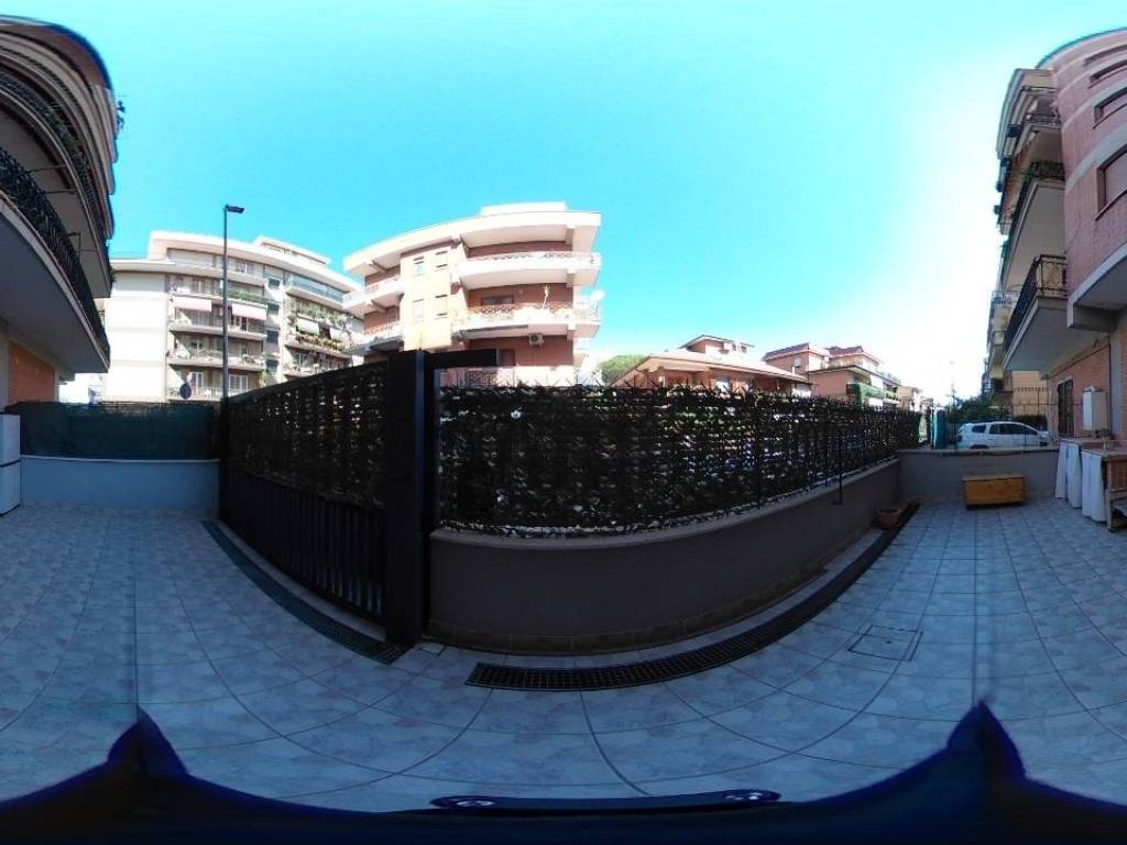 appartamento in vendita a Roma in zona Finocchio