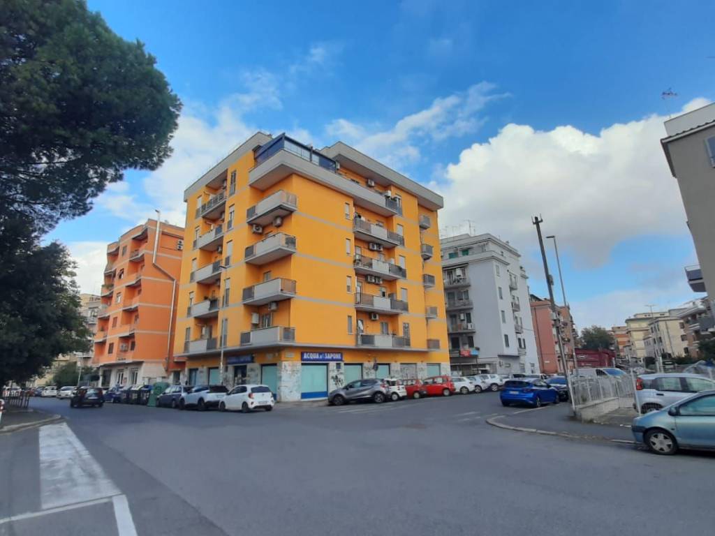 appartamento in vendita a Roma in zona Prenestino-Centocelle