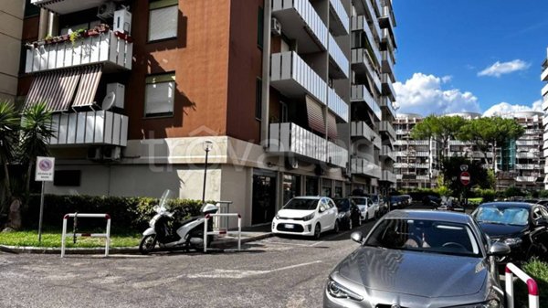 trivano in vendita a Roma in zona Collatino