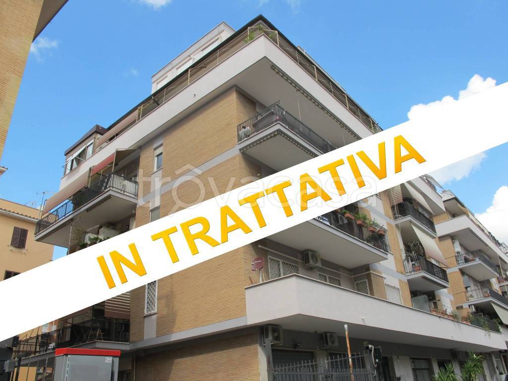 appartamento in vendita a Roma in zona Primavalle