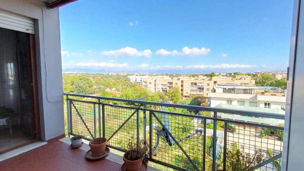 appartamento in vendita a Roma in zona Collatino