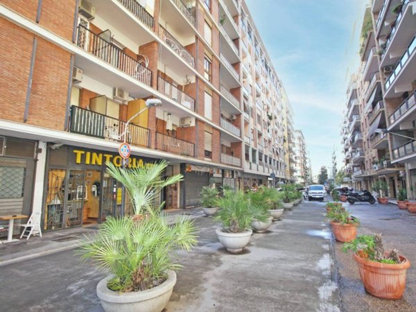 appartamento in vendita a Roma in zona Ostiense