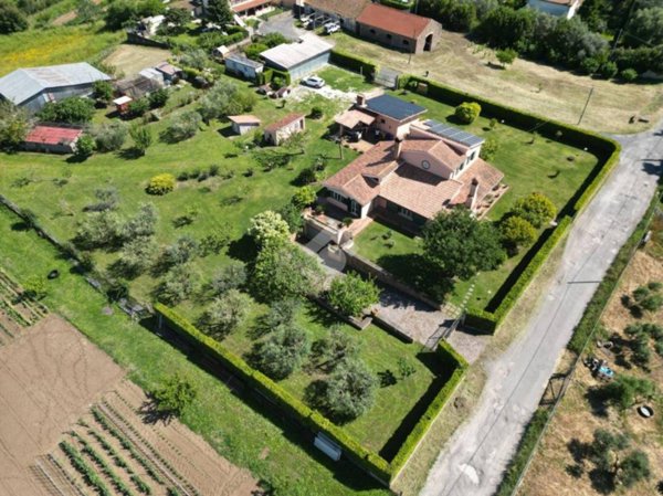 casa indipendente in vendita a Roma in zona Rione Borgo