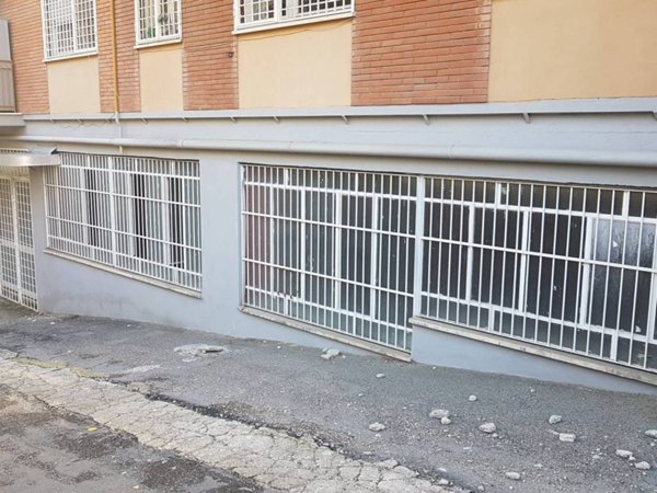 negozio in vendita a Roma in zona Monte Sacro/Talenti