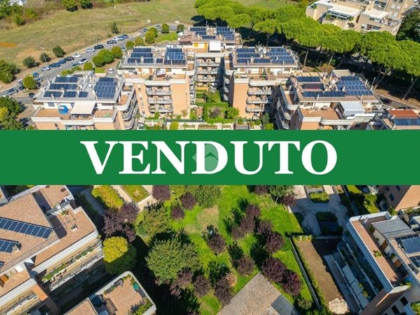 appartamento in vendita a Roma in zona Corviale