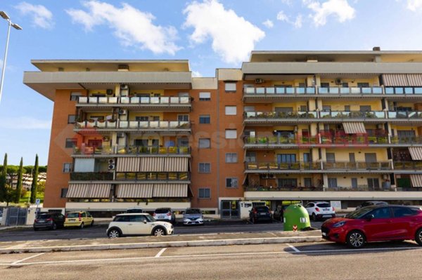 appartamento in vendita a Roma in zona Prenestino-Labicano