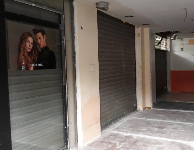 locale commerciale in vendita a Roma in zona Salario