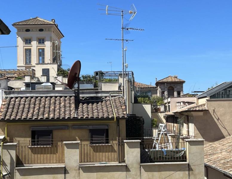 appartamento in vendita a Roma in zona Rione Monti/Campitelli