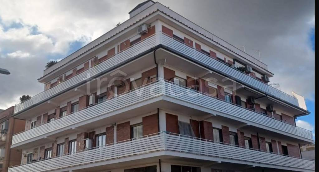 appartamento in vendita a Roma in zona Dragona/Bagnoletto