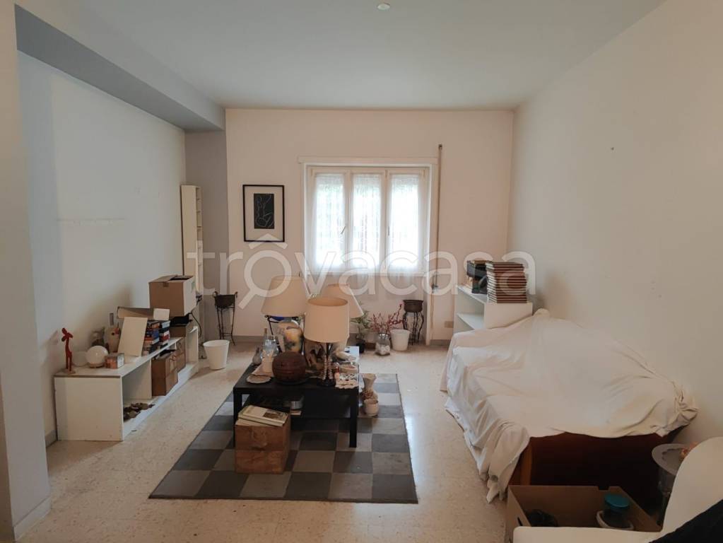 appartamento in vendita a Roma in zona Torre Spaccata