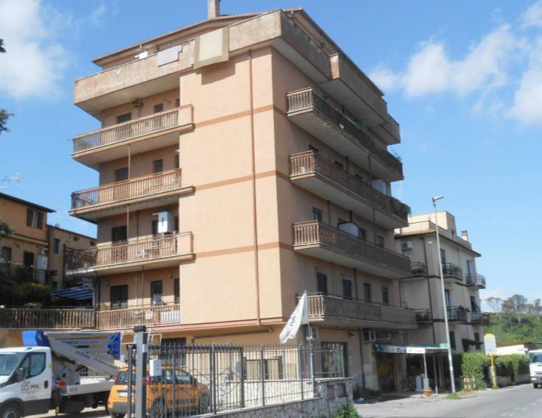 appartamento in vendita a Roma in zona Labaro