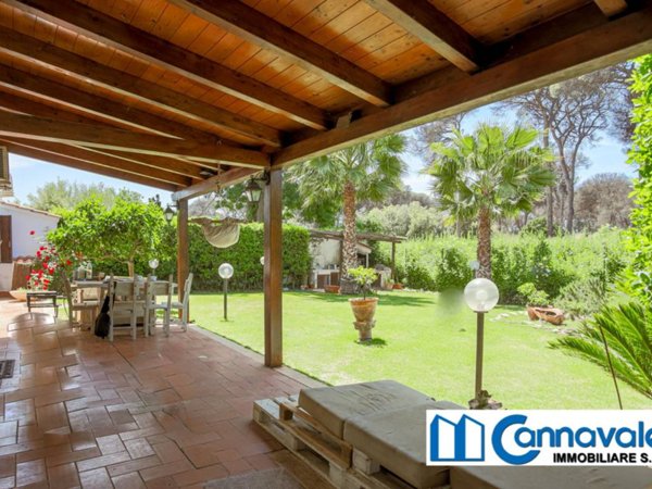 appartamento in vendita a Roma in zona Casal Palocco