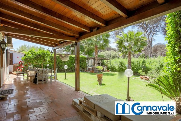 appartamento in vendita a Roma in zona Casal Palocco