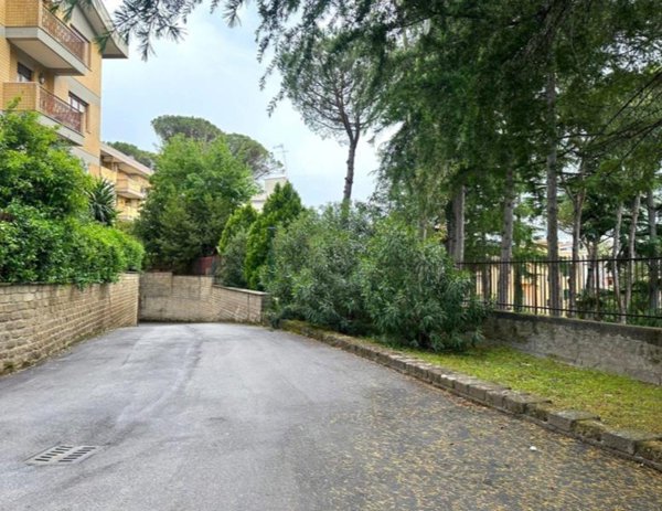 locale di sgombero in vendita a Roma in zona Trionfale
