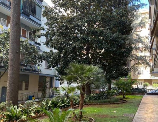 appartamento in vendita a Roma in zona Prenestino-Labicano