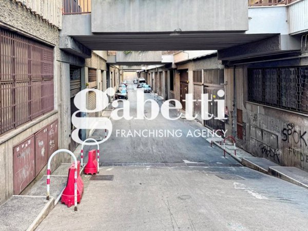 casa indipendente in vendita a Roma in zona Prenestino-Labicano