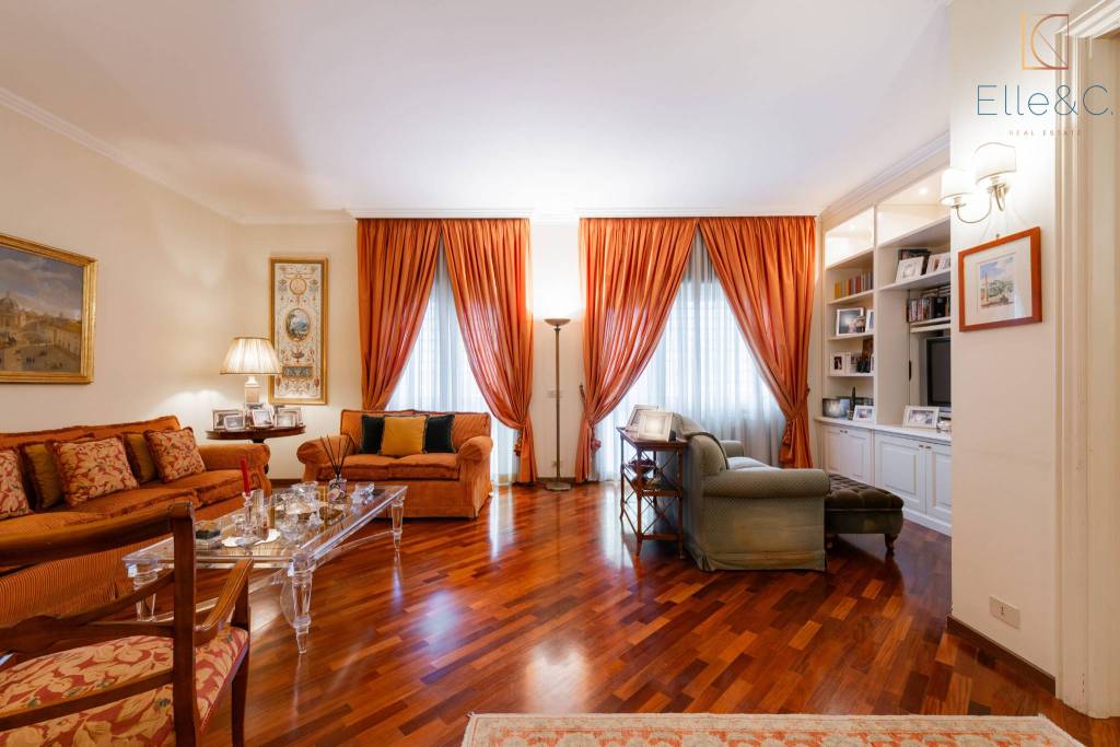 appartamento in vendita a Roma in zona Tor di Quinto