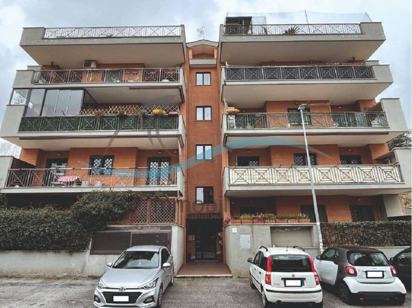 appartamento in vendita a Roma in zona Ostiense