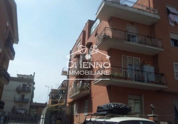 ufficio in vendita a Roma in zona Primavalle