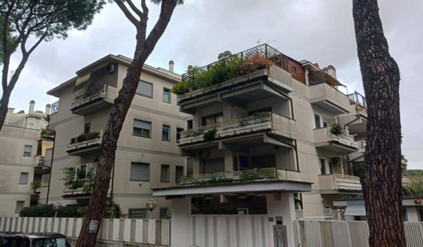 appartamento in vendita a Roma in zona Parioli