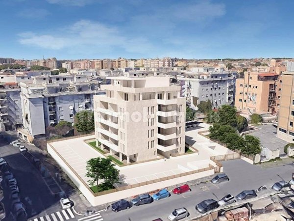 appartamento in vendita a Roma in zona Appio Latino