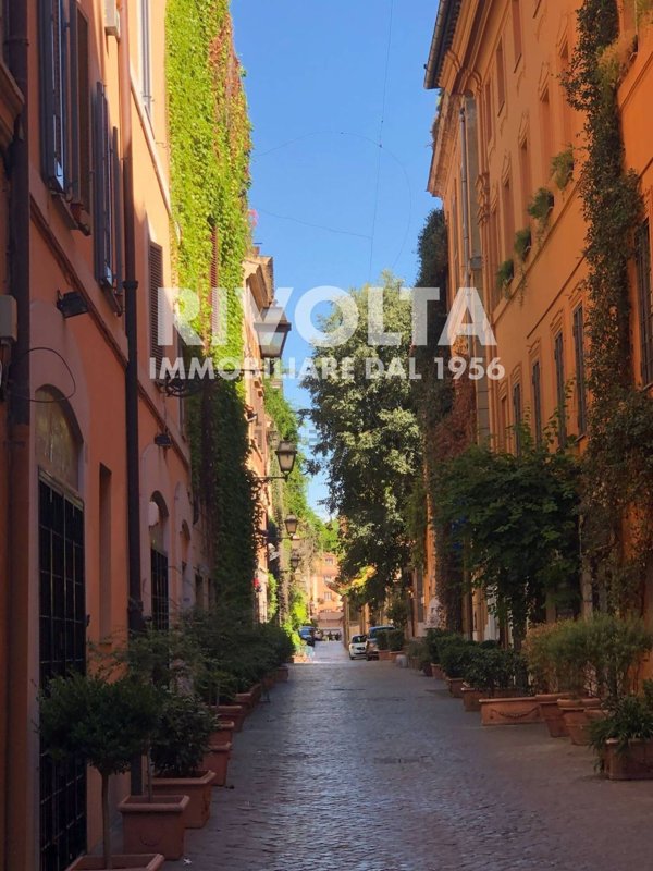 appartamento in vendita a Roma in zona Campo Marzio
