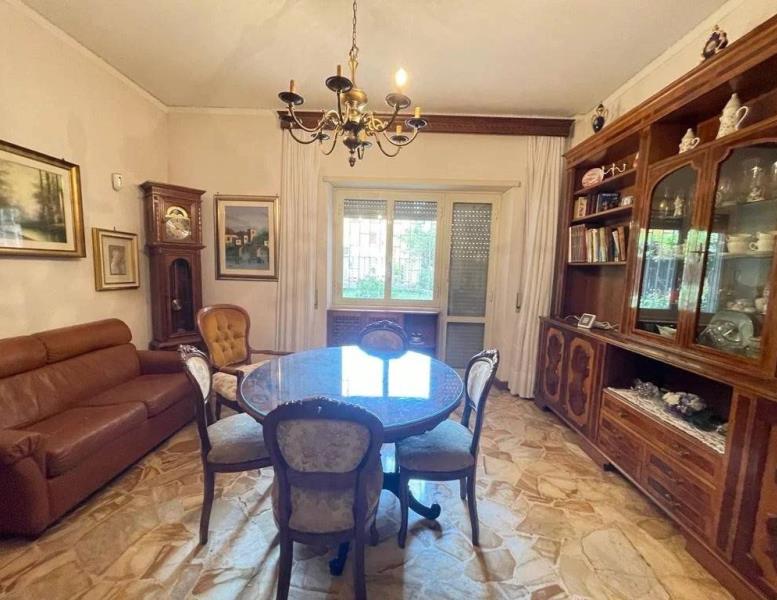 appartamento in vendita a Roma in zona Grottarossa