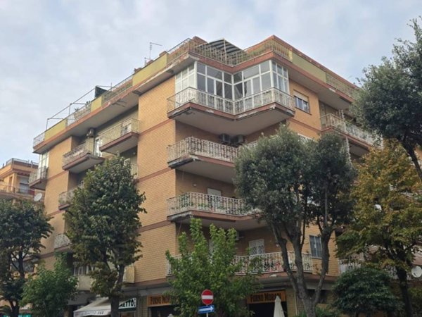 appartamento in vendita a Roma in zona Ostia