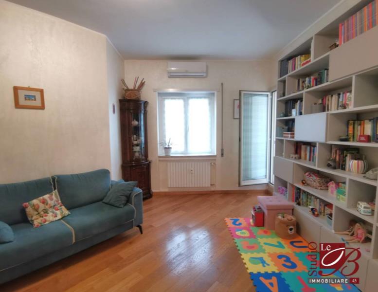 appartamento in vendita a Roma in zona Don Bosco