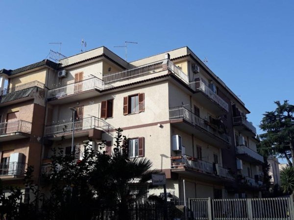 appartamento in vendita a Roma in zona Tor Vergata/Torrenova