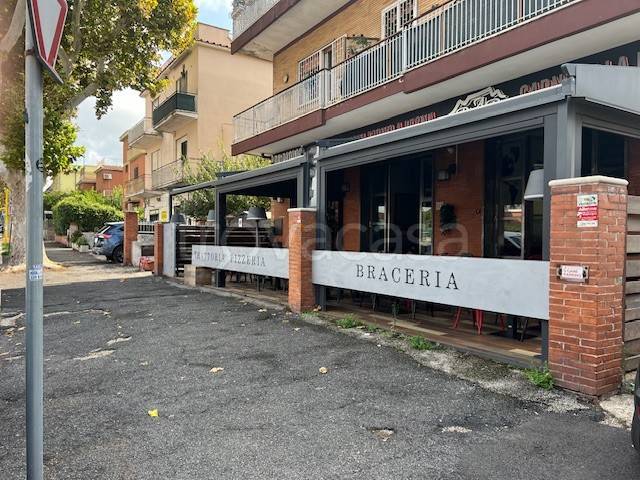 trivano in vendita a Roma in zona Acilia
