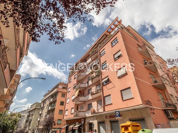 appartamento in vendita a Roma in zona Gianicolense