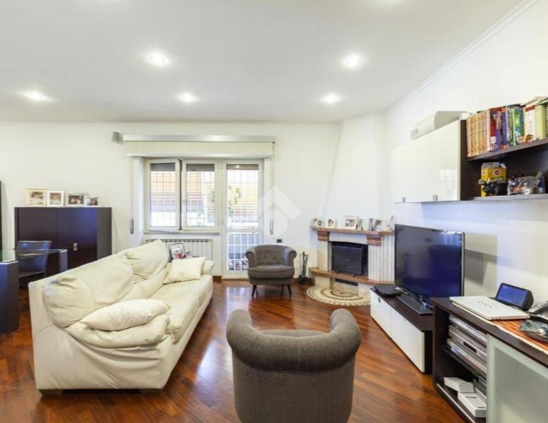 appartamento in vendita a Roma in zona Aurelio