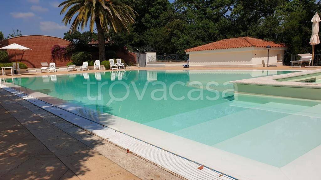 appartamento in vendita a Roma in zona Casalotti