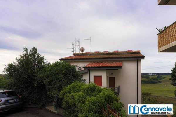 appartamento in vendita a Roma in zona Vitinia