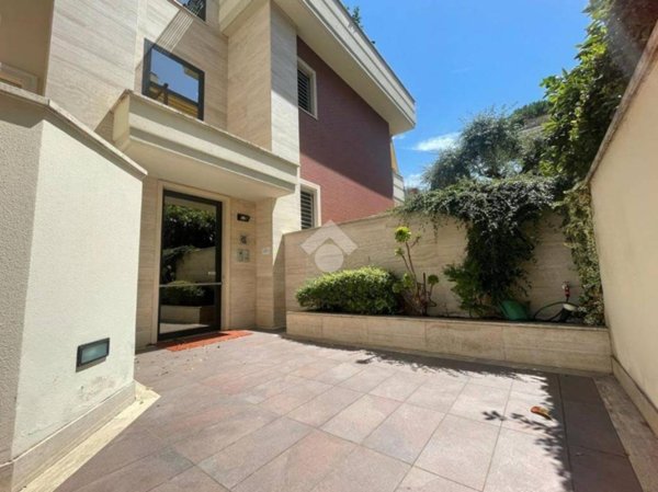 appartamento in vendita a Roma in zona Aurelio