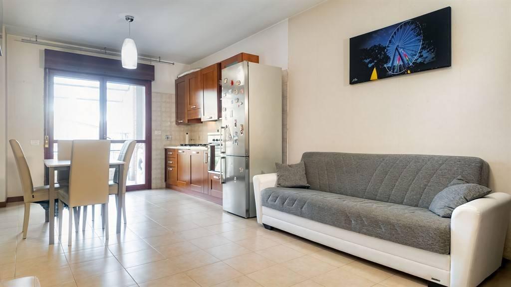 appartamento in vendita a Roma in zona Castelverde