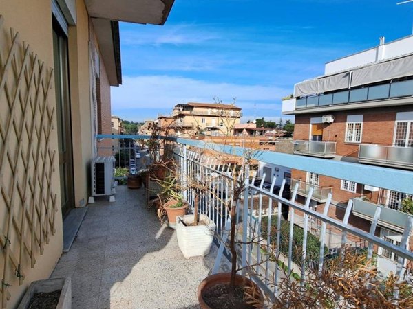appartamento in vendita a Roma in zona Ponte Mammolo