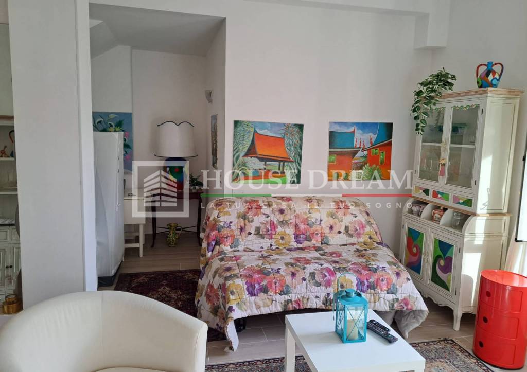 appartamento in vendita a Roma in zona Appio Claudio
