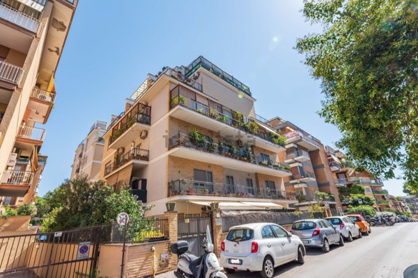 appartamento in vendita a Roma in zona Monte Sacro/Talenti