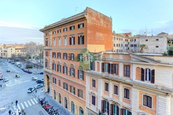 appartamento in vendita a Roma in zona Esquilino