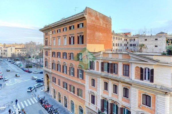 appartamento in vendita a Roma in zona Esquilino
