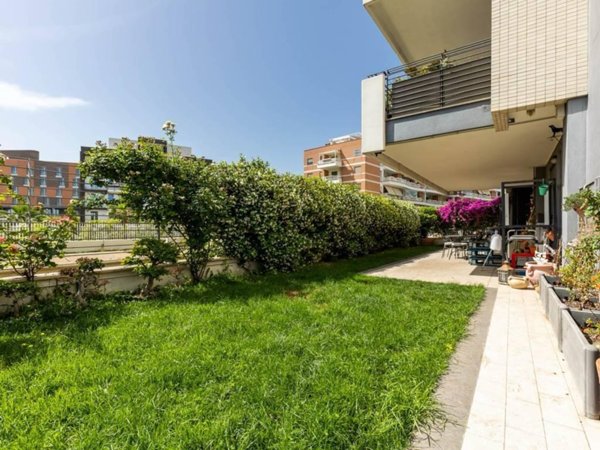 appartamento in vendita a Roma in zona Mezzocammino