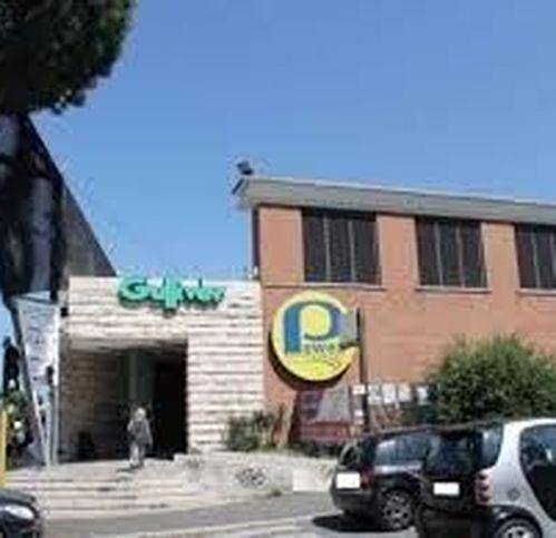 negozio in vendita a Roma in zona Trionfale