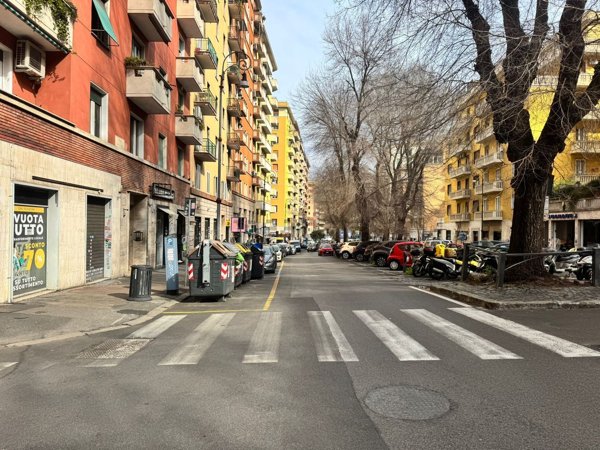 ufficio in vendita a Roma in zona Nomentano