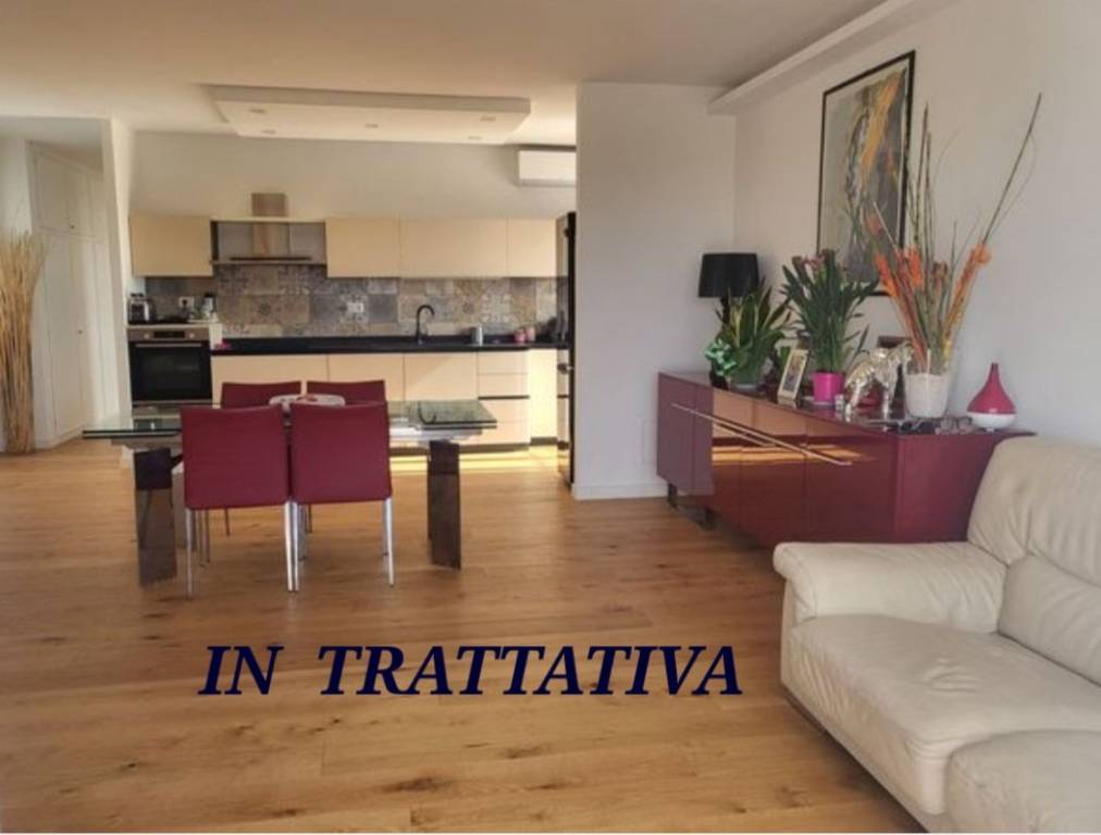 appartamento in vendita a Roma in zona Appio Claudio